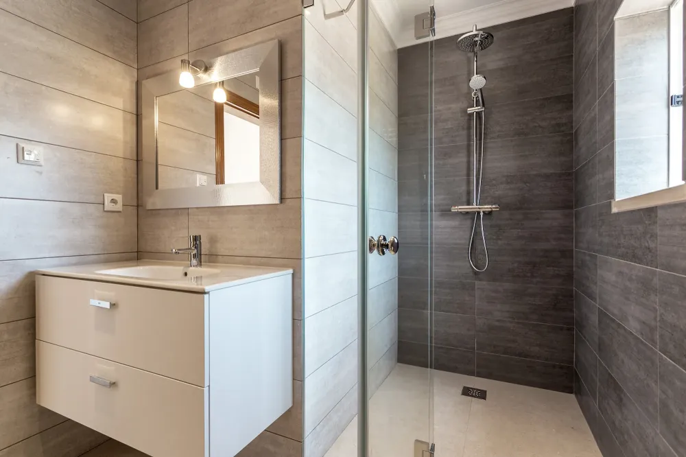 Création de salle de bain près de Chapet